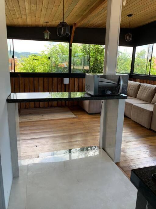 Suite Com Hidro No Centro บัลเนอาริโอ กังโบริว ภายนอก รูปภาพ